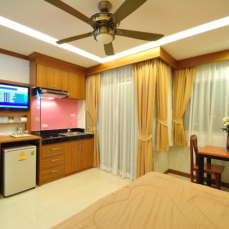 Green Harbor Hotel & Service Apartment Patong Ngoại thất bức ảnh