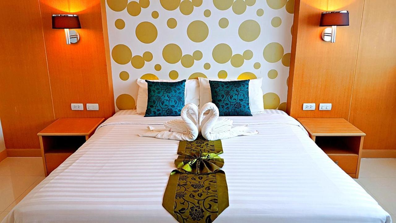 Green Harbor Hotel & Service Apartment Patong Ngoại thất bức ảnh