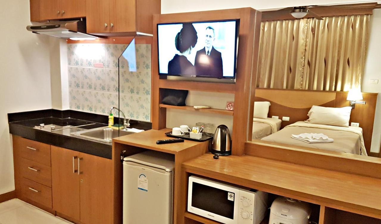 Green Harbor Hotel & Service Apartment Patong Ngoại thất bức ảnh
