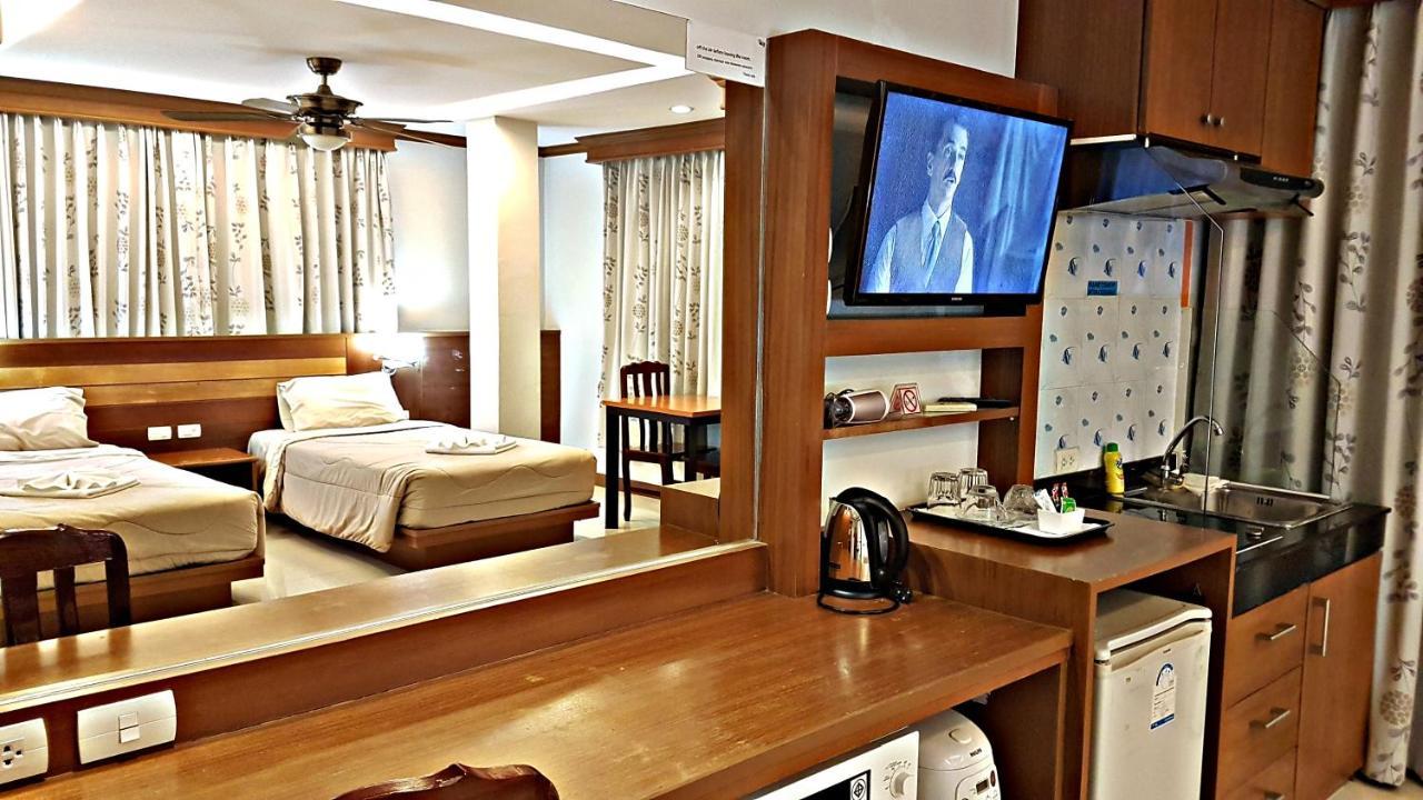 Green Harbor Hotel & Service Apartment Patong Ngoại thất bức ảnh