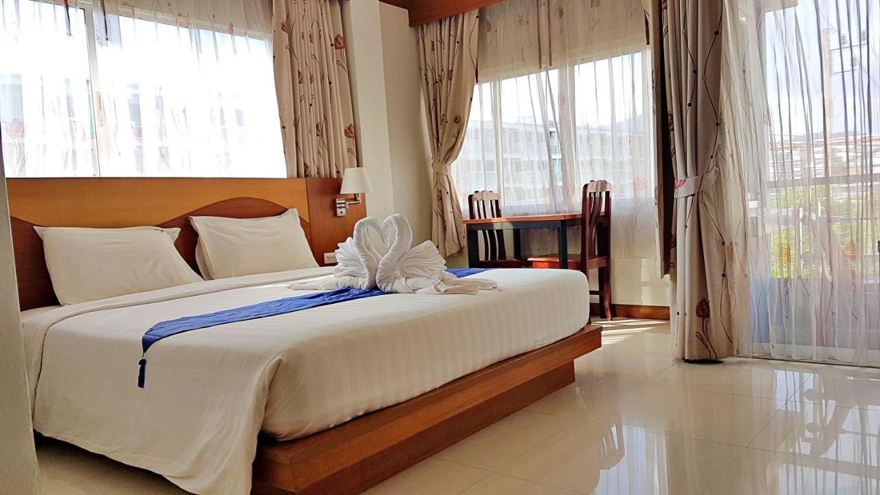 Green Harbor Hotel & Service Apartment Patong Ngoại thất bức ảnh