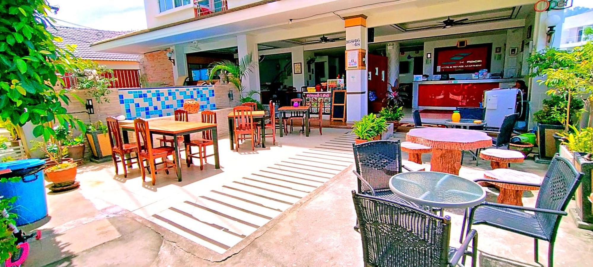 Green Harbor Hotel & Service Apartment Patong Ngoại thất bức ảnh